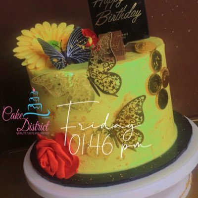 | A young man who bakes one of the yummiest and moist cakes in Lagos | | https://t.co/Ep1rLz7Uwq | Pls click the link below to place your order