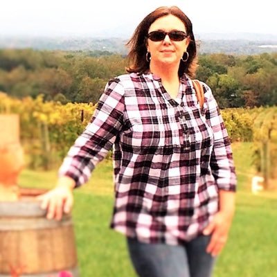 JenEarp2021's profile picture. 