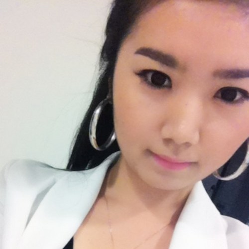 eunjuyeyong's profile picture. 꽃이되자