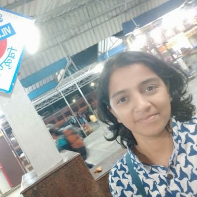 Journalist with MaharashtraTimes/
lnterested in news & happenings, reading, trekking, traveling| Curious abt मराठी tweets| views personal| RTs not endorsment
