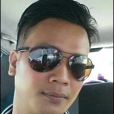 JestrilJ's profile picture. happy