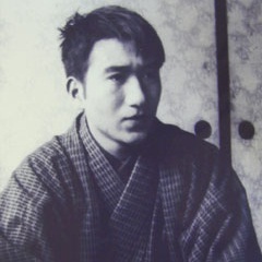 osamoobot's profile picture. 부끄럼 많은 생애를 보냈습니다