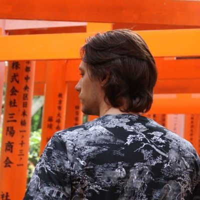 Piwescrogy's profile picture. 