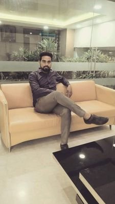 asparihar2020's profile picture. tough to describe