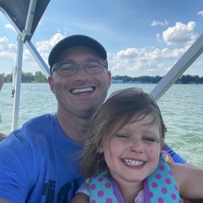 zachledwards's profile picture. 