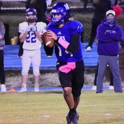 3.7 GPA/Class of 2022/ 6’1 195lbs/QB/4.8 40/ 2020 3A All-State