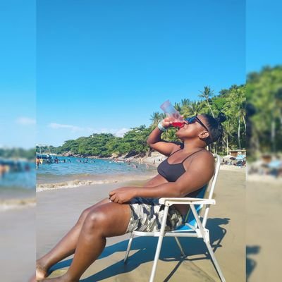 Lá fora o mundo desmorona, a maldade do mundo te fez ser durona! ✊🏽🌏