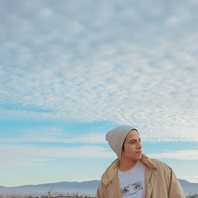 Nutriólogo con Maestría en Mercadotecnia, colaboro con profesionales en psicología, práctico danza urbana y busco fomentar las experiencias saludables.