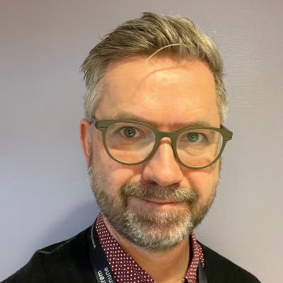 Tvitrer mest om LSK, litt om skole og annet på vegne av meg selv. Gift, 3 barn og er rektor på Mailand vgs.