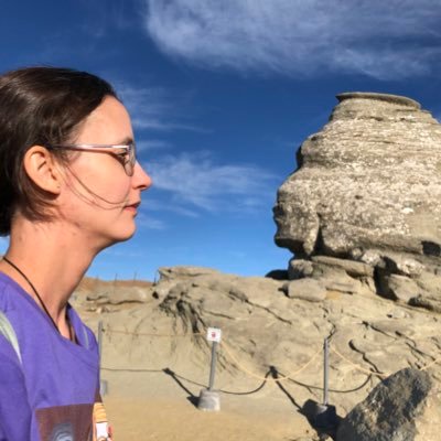 _Roxana06's profile picture. 