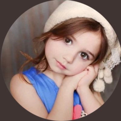 hayoon95460714's profile picture. سأظل أنا تلك الأنثى التي لا تجُيد الا حبـك♥️.