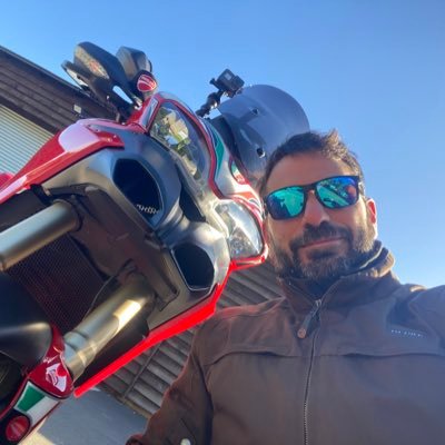 claudiogigante's profile picture. lighting designer . motorbike passionate . love tech !