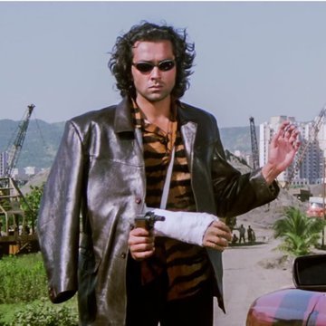 rohanv21's profile picture. banker at day , bankrupt at night!