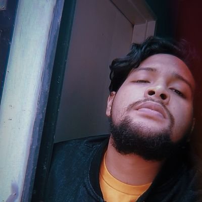 victor_loz99's profile picture. • Diseñador Gráfico
• Creativo
• Co-Director de Logos.Studios
**Pero más importante hijo del Dios viviente
• Un cristiano post - moderno en una era medieval