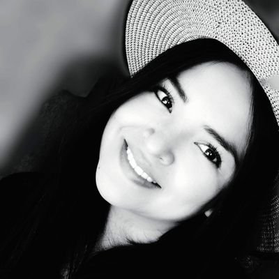 Lizancing's profile picture. Be brave... 🌸