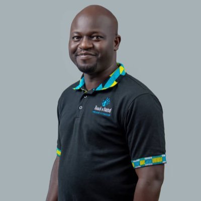The official Twitter account for @reachahand’s Country Director