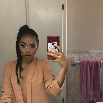 gnkaede's profile picture. rice ‘21 🍄👩‍❤️‍💋‍👩