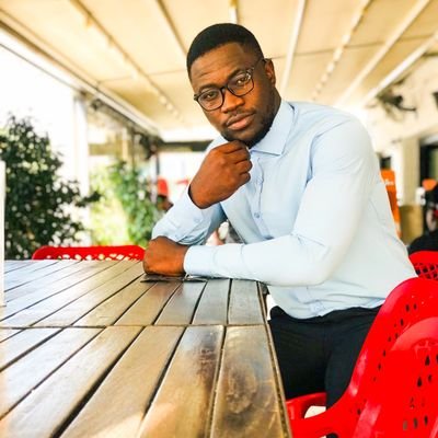 Lawyer ⚖ | TSHOLOTSHO zw📍| Believer🙏 | Patriot 🇿🇼 | Entrepreneur | Pragmatic Politics and Justice | (Unity, Peace and Development)