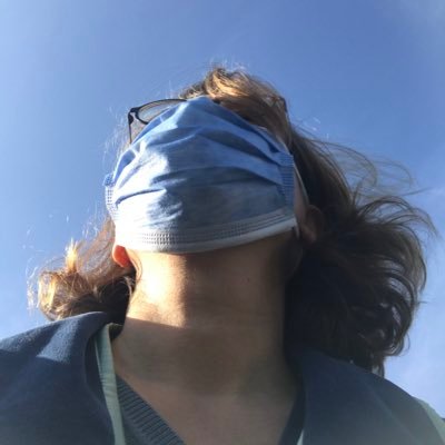 olcayaky's profile picture. gezgin olması gerekirken akademisyen “ah, acelesi olan yolcuydum ben” Gülten Akın