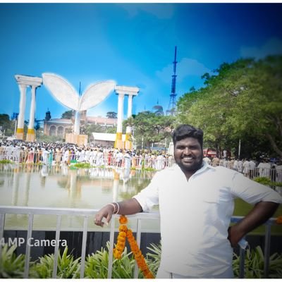 🇾🇪அஇஅதிமுக🇾🇪
தகவல் தொழில் நுட்பபிரிவு பொறுப்பாளர் 🌱
Caste hater 🤝🤝
Always serve the people🙏🌱
Short temper🤫
The monster character 🧐
Compassionate mind