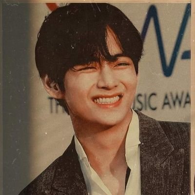 ashh_kth's profile picture. ot7  ◡̈