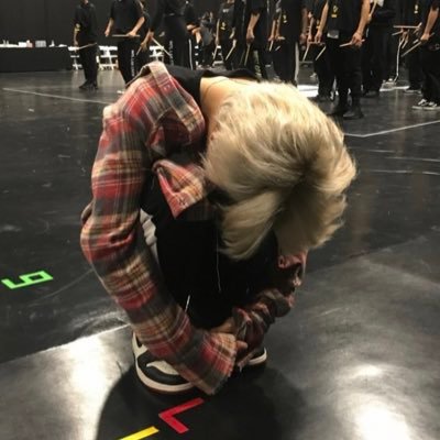 scxwes's profile picture. #jikook