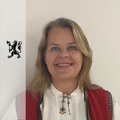 Official account of Mari Skåre, the Norwegian Ambassador to Ireland. Follow us: https://t.co/2hTmgOD9aW and https://t.co/iEZod7Q8Wj