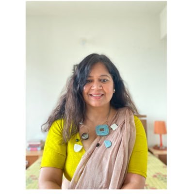 Drfalguni's profile picture. Communicator | Aesthete | Stylist 💻 Editor at Ciceroni 🖋 Contributor at Femina 🌿 Proponent of Sustainable living