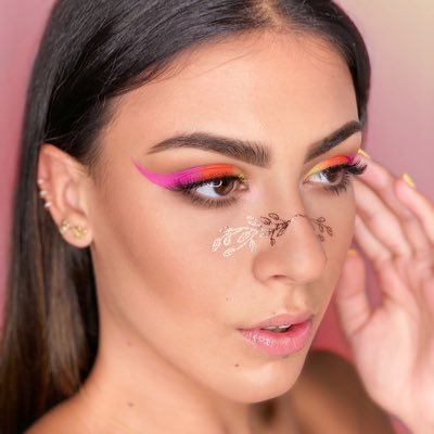 laralokiiHC Profile Picture