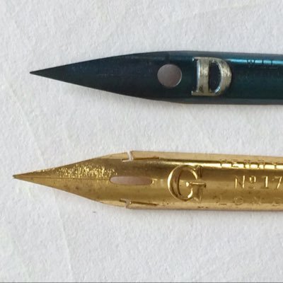 つけペンのペン先をあつめています。マンガも細々と描いてます。 コルクラボマンガ専科8期。藤川研究室はサークルの名前です。
