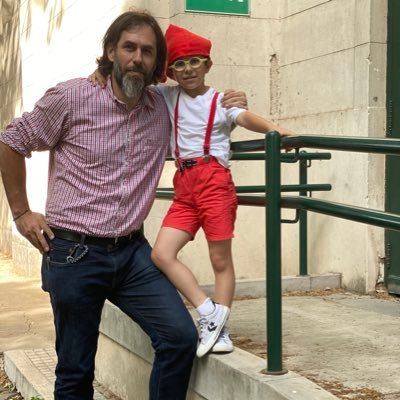Amo Mi Familia. Hincha del UNICORey de Copas,Independiente. Prefiero ser 11 que https://t.co/JRTKat4cr7 largo el camino a la cima si queres Rock&Roll 🎸