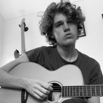Can’t think of a quirky or original musician bio so here’s a guitar 🎸