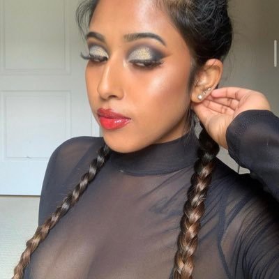 Wannabe actress - aspiring mua - amateur comedian ig: sxvy___ TikTok: sxvy___