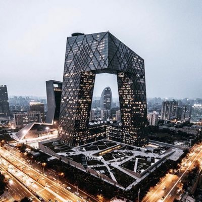 c11164359's profile picture. Fluent: 🇬🇧🇪🇸🇫🇷| Advanced: 🇨🇳(HSK5)🇩🇪|Learning: 🇰🇷🇯🇵🇮🇹🇧🇷🇫🇮