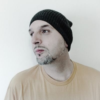 Guitarrista en @jardinditrio, entre otras pocas cosas.
https://t.co/dBG8q5CyvX
https://t.co/LHvEhKXSsd