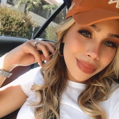 Mishka_Manuel's profile picture. 