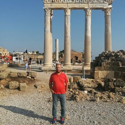 MahmutAkgl2's profile picture. 