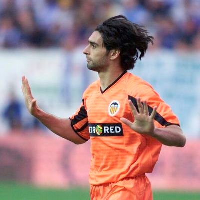 palto91's profile picture. La indiferència és el pes mort de la història.