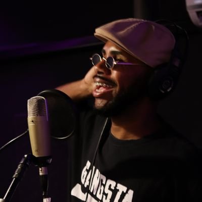 Insta @dsouloficial
Músico|Compositor|Empreendedor