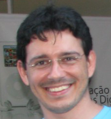 Professor/pesquisador (UFC), Ph.D. IMT (França) Esquerdopata, Socialista, Gayzista, Antifa, Lulopetista etc. Não sou “Cidadão de Bem” nas definições atuais.