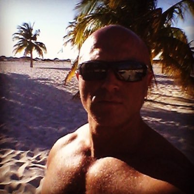 Rumandcoconuts's profile picture. 