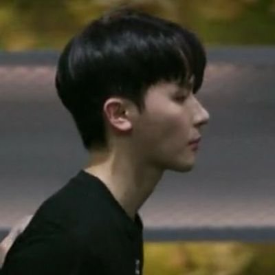kjrlo_'s profile picture. || vie/eng/kor ||