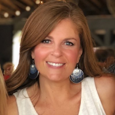 Proud mama of 3 uniquely awesome humans, 3 dogs and a super-cool cat. Fiercely loyal wife and friend. Dedicated business owner. Always chasing the sun.☀️