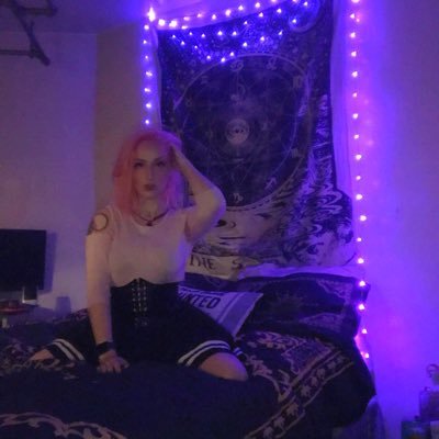 Lover of food and sleep Streamer and Gamer proudly Bi Non Binary Trans Queer 🏳️‍🌈🏳️‍⚧️@ Lexinss1 on Twitch Venmo: Lexinss ✨ Twitch: https://t.co/18i9ZmYh8a