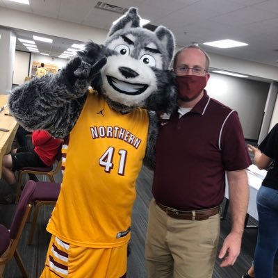 wolves_dos's profile picture. 