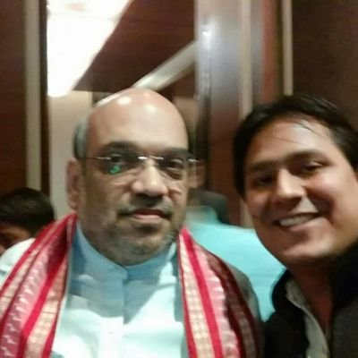 कौं नहीं जानत है इस जग में,
कपि संकटमोचन नाम तिहारो।
Digital #Journalist
Blessed to be Followed By PM @NarendraModi & Shri @AmitShah