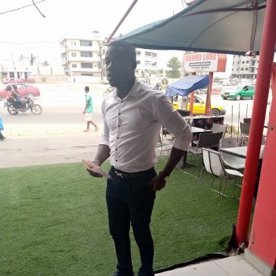 Camerounais.. étudiants TRAVAILLEUR.. en cycle d'ingeneurie