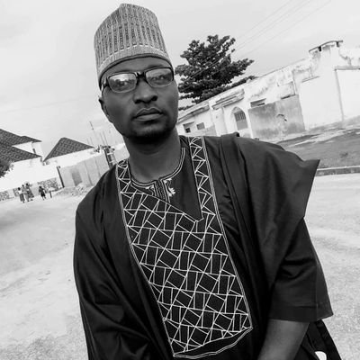 MTukurHusaini1's profile picture. If the first button on a shirt is wrong, every button will be wrong. Always take your first step carefully according to Quran & Sunnah! YQX4X35A