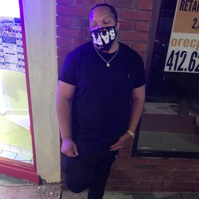FatboyEaze's profile picture. Pixburgh Made 🛫🛬 Tejas Paid. Mr El Gota Lota Guap 🤷🏽‍♂️💵💵 You may Know Me As Enrique or Esteban but if you hatin I’m prolly f**k your moms