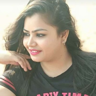 ReetKau98741865's profile picture. my style makes me diffrent